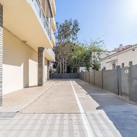 Est 22-amplio En Pleno Centro Junto Al Mar, Wifi Fibra, Parking * Roses