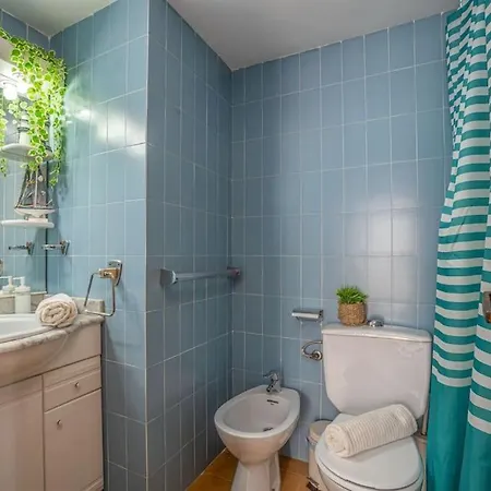Apartment Est 22-amplio En Pleno Centro Junto Al Mar, Wifi Fibra, Parking Roses