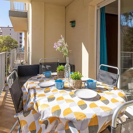 Apartment Est 22-amplio En Pleno Centro Junto Al Mar, Wifi Fibra, Parking