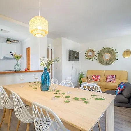 Est 22-amplio En Pleno Centro Junto Al Mar, Wifi Fibra, Parking Apartamento Roses